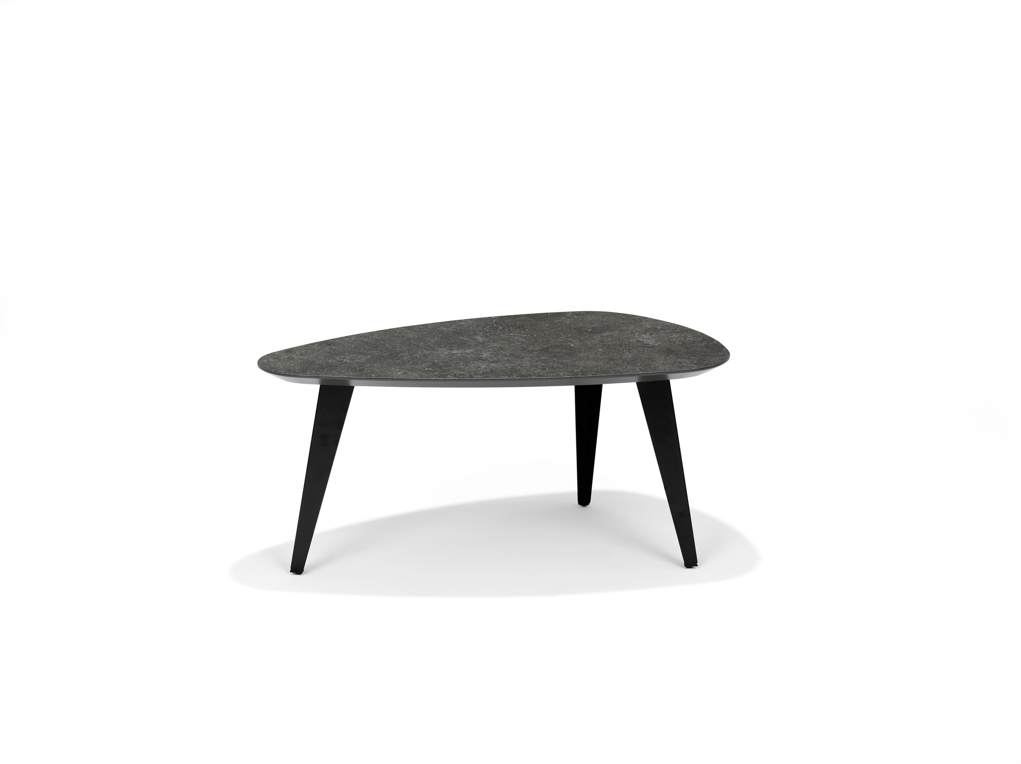 Salontafel SWITCH-DION - 95X55 Niervorm Ceramic 40H