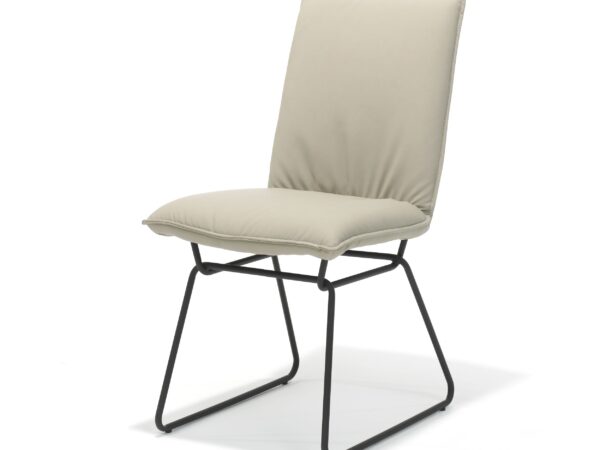 Flair-stoel-zwart-Kunstleder-Century-Beige Eetkamerstoelen beige