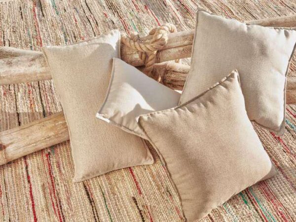 Stoffen-van-Sunbrella-door-Hans-Schepers-Stoffering-63 Kussens stofferen